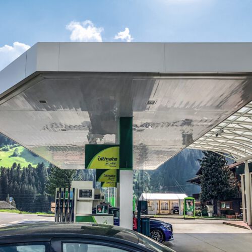 Tankstellendach- und Fassaden-Verkleidung
